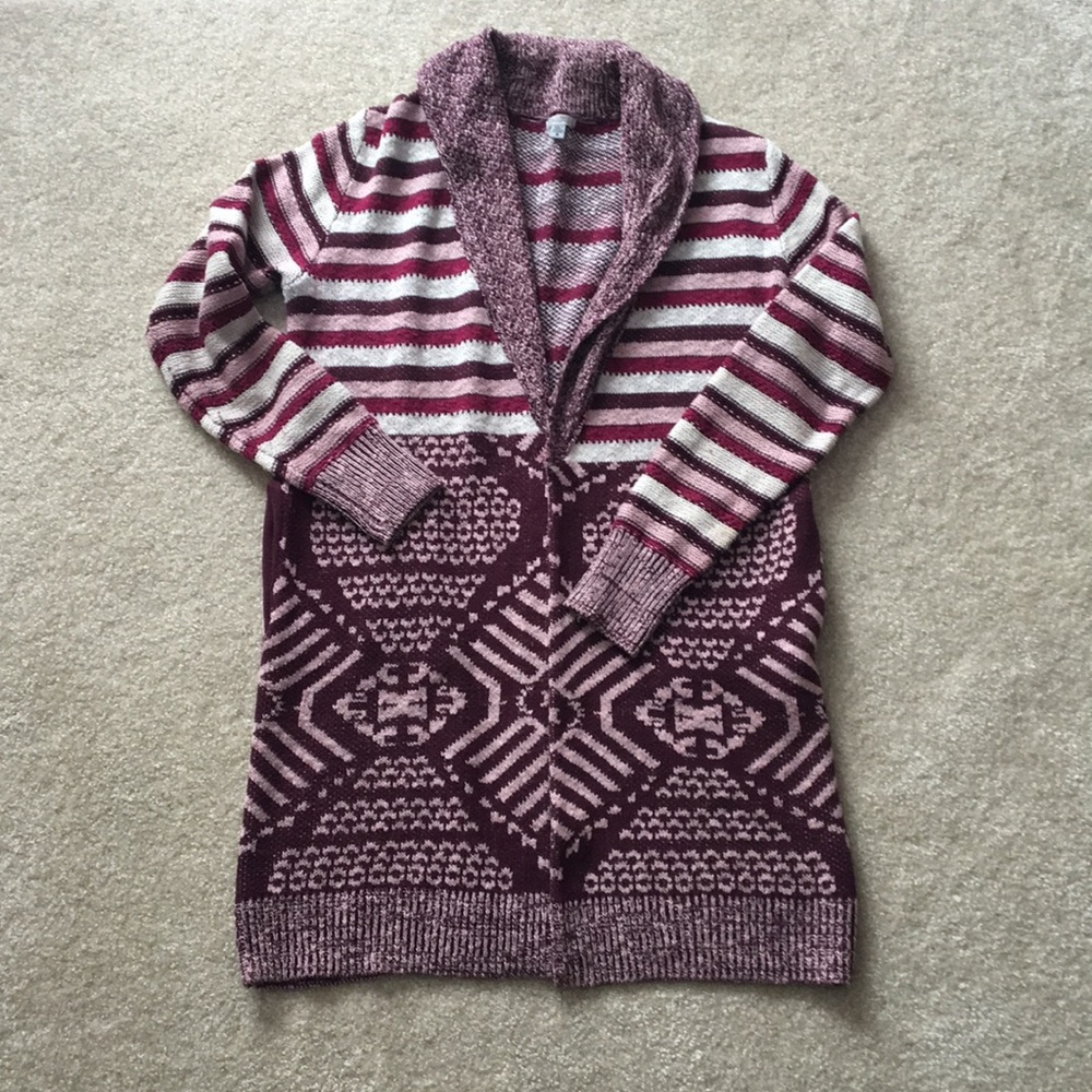 Ecoté Sweater/Cardigan